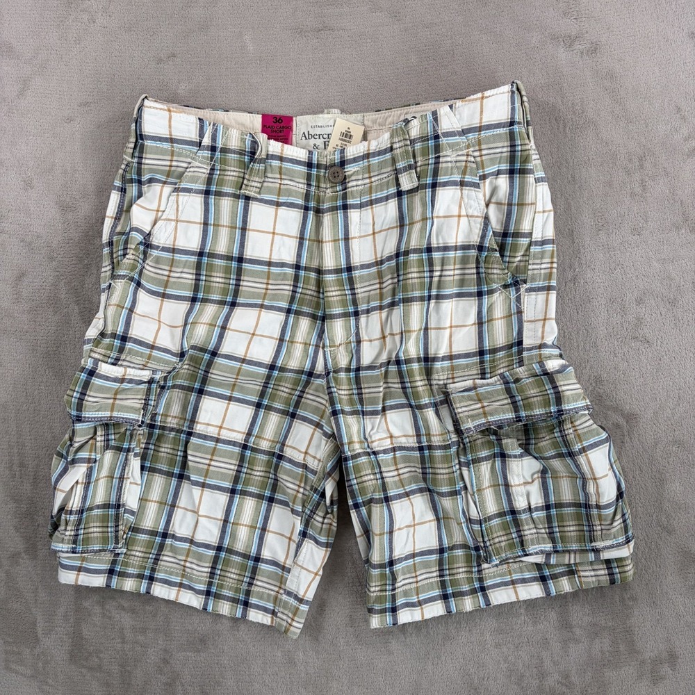 Vintage Dead Stock Y2K Abercrombie Fitch Cargo Shorts in Multi Plaid Men 36 NWT